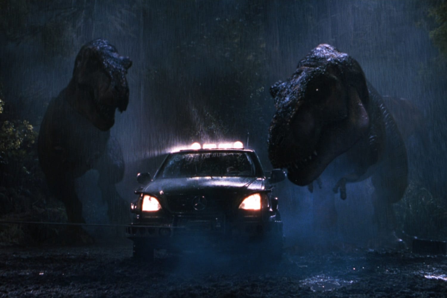 CinemaTivu: Segue la saga di Jurassic Park con Il mondo perduto (Usa 1997), interpretato da Jeff Goldblum e Julianne Moore, in prime time su Italia1