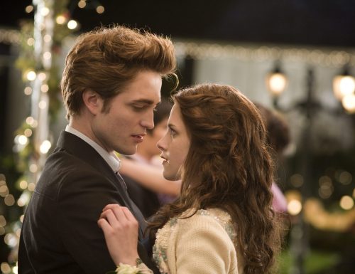 CinemaTivu: The Twilight Saga: Breaking Dawn Parte 1 (Usa 2011), con protagonisti Kristen Stewart e Robert Pattinson, in prima serata su Italia1
