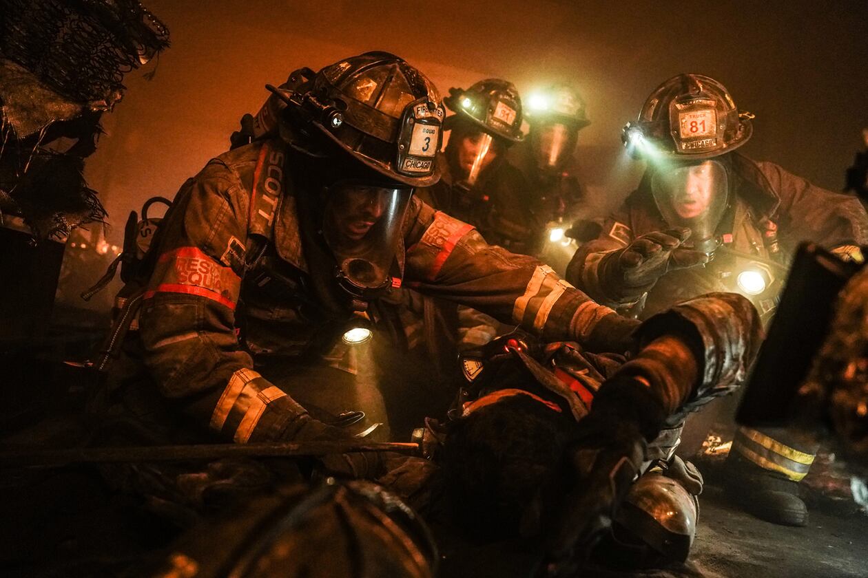 SerieTivu: Chicago Fire 8 primo appuntamento. Tornano i pompieri e i paramedici del Chicago Fire Department, in prima tv free su Italia1