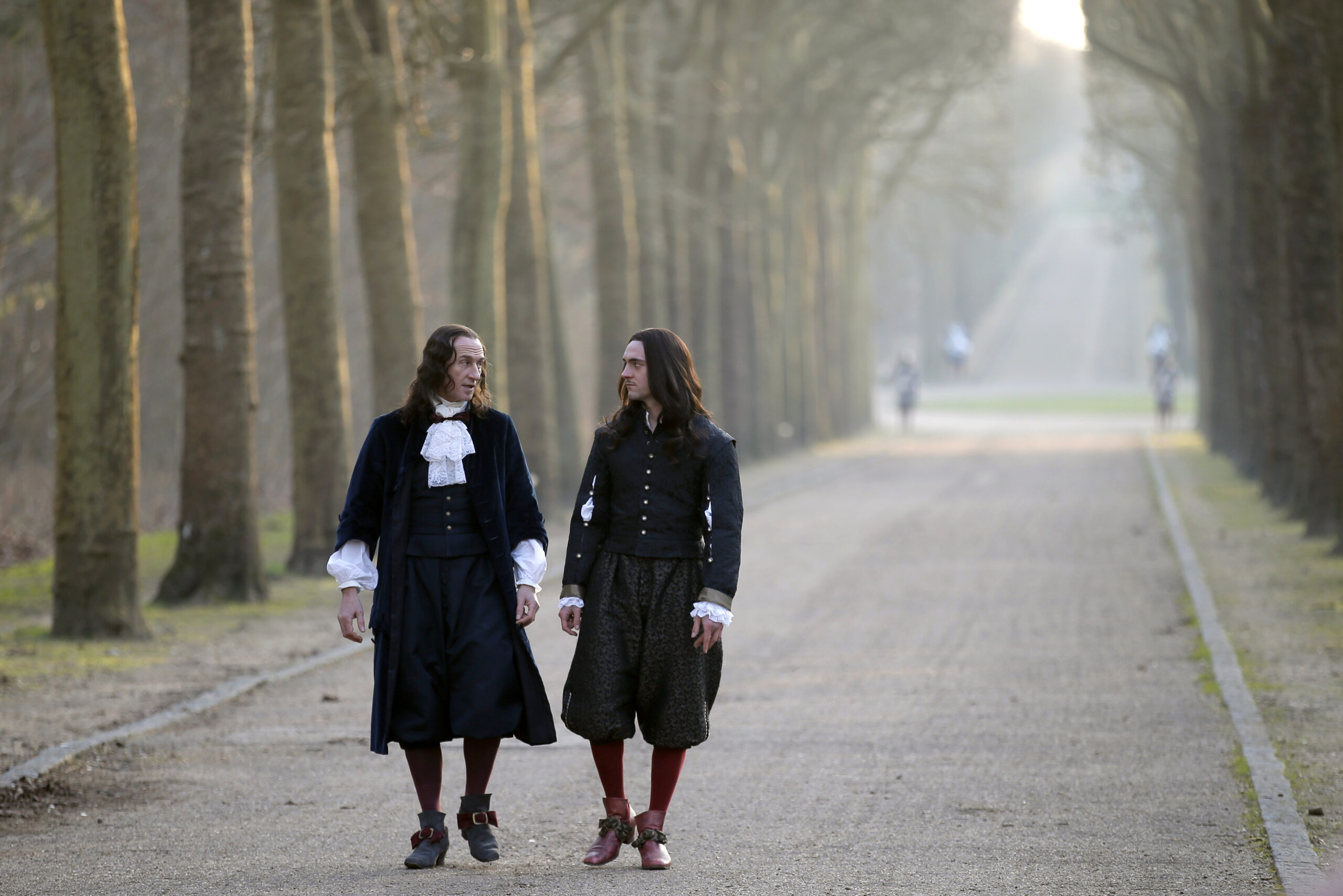SerieTivu: Versailles secondo appuntamento. Con protagonista George Blagden nel ruolo di Luigi XIV di Francia, in prima visione tv free su la7