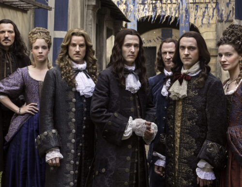 SerieTivu: Versailles, quarto appuntamento. Con protagonista George Blagden nel ruolo di Luigi XIV di Francia, in prima tv free su La7