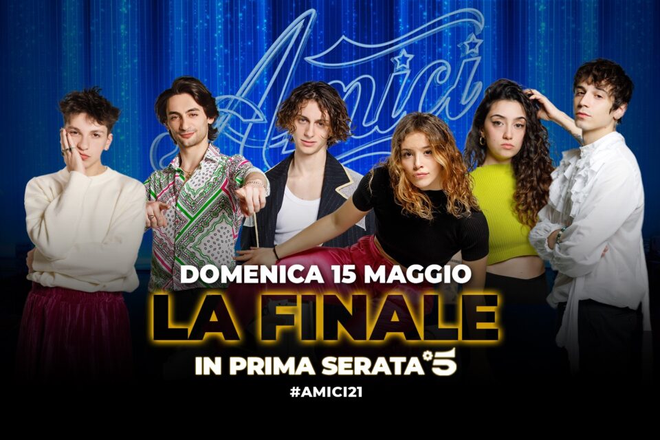 Live 15 maggio 2022 · Amici 21 la finale. Condotto da Maria De Filippi, il talent show ritorna in onda in prima serata su Canale5