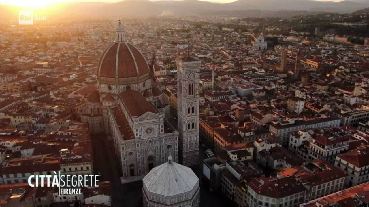 Città Segrete Firenze, condotto da Corrado Augias su RaiTre. Alla scoperta di luoghi celebri, capolavori nascosti e storie capaci di stupire