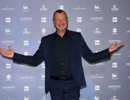 #Amadeus svela tutte le novità di #Sanremo2024, tra cui i Big co-conduttori