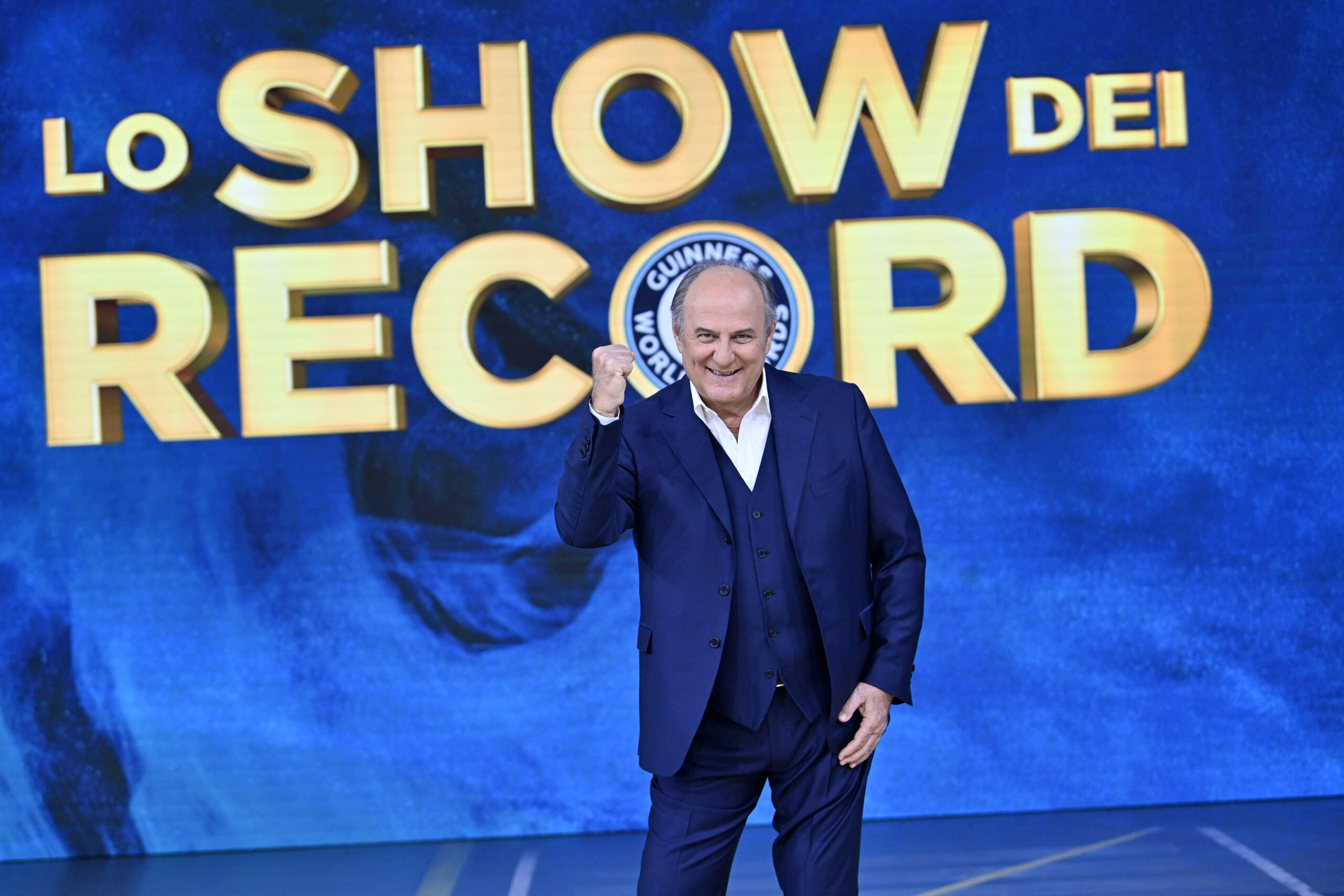 Live 12 marzo 2023: Lo Show dei Record 2023, quarto appuntamento. Condotto da Gerry Scotti, in onda in prima serata su Canale5